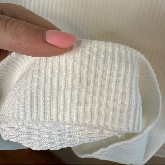 LULULEMON Rest Less Pullover Bubble Dot White 2/4 - Picture 9 of 11